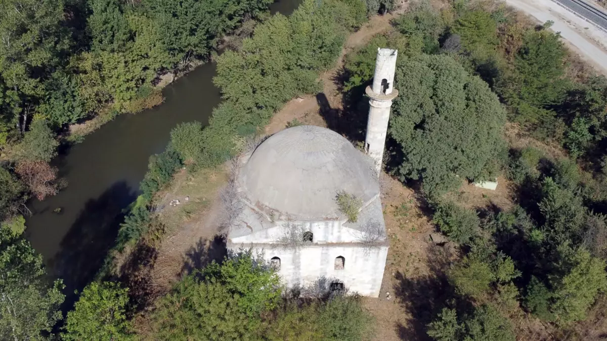 Edirne’deki Tarihi Camide Restorasyon Başlıyor